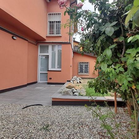 Quiet Apartment - Twa โบโลญญา ภายนอก รูปภาพ