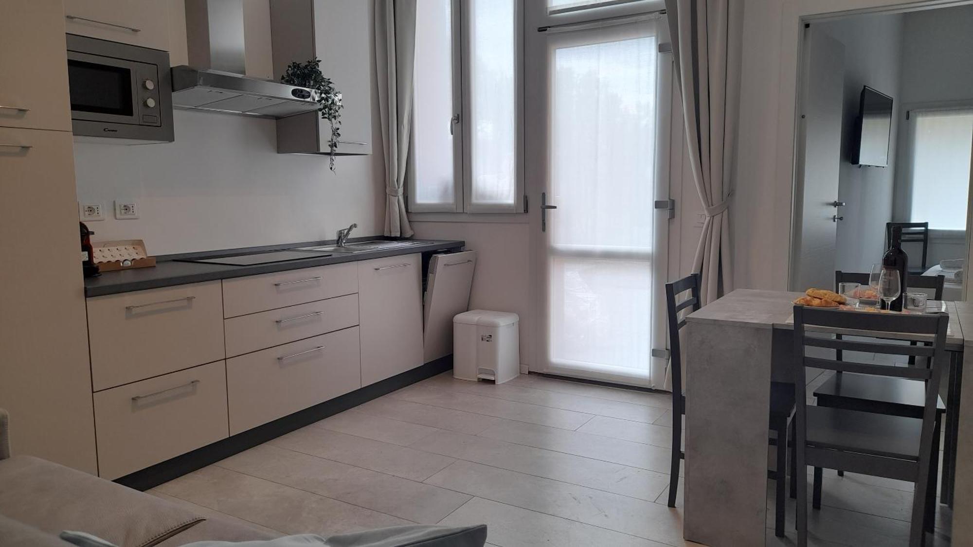 Quiet Apartment - Twa โบโลญญา ภายนอก รูปภาพ