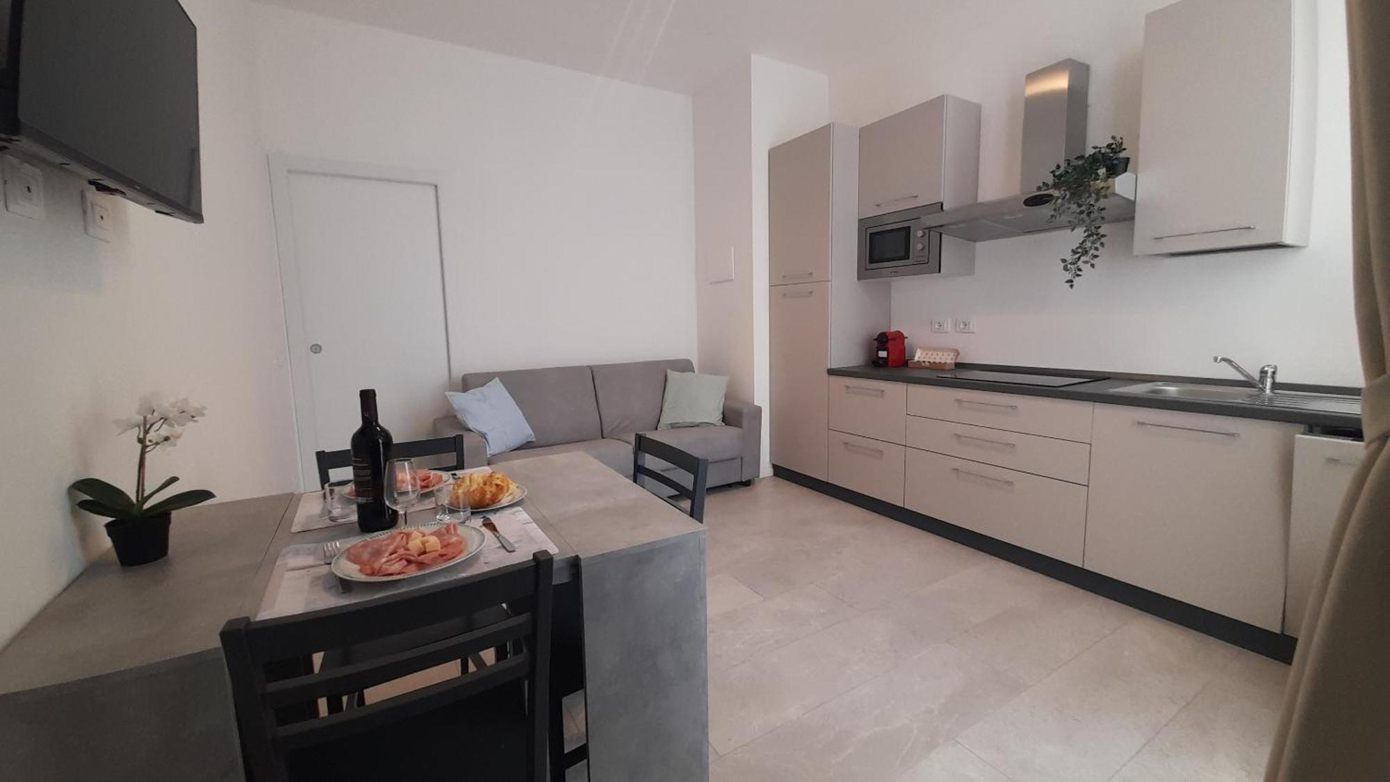 Quiet Apartment - Twa โบโลญญา ภายนอก รูปภาพ